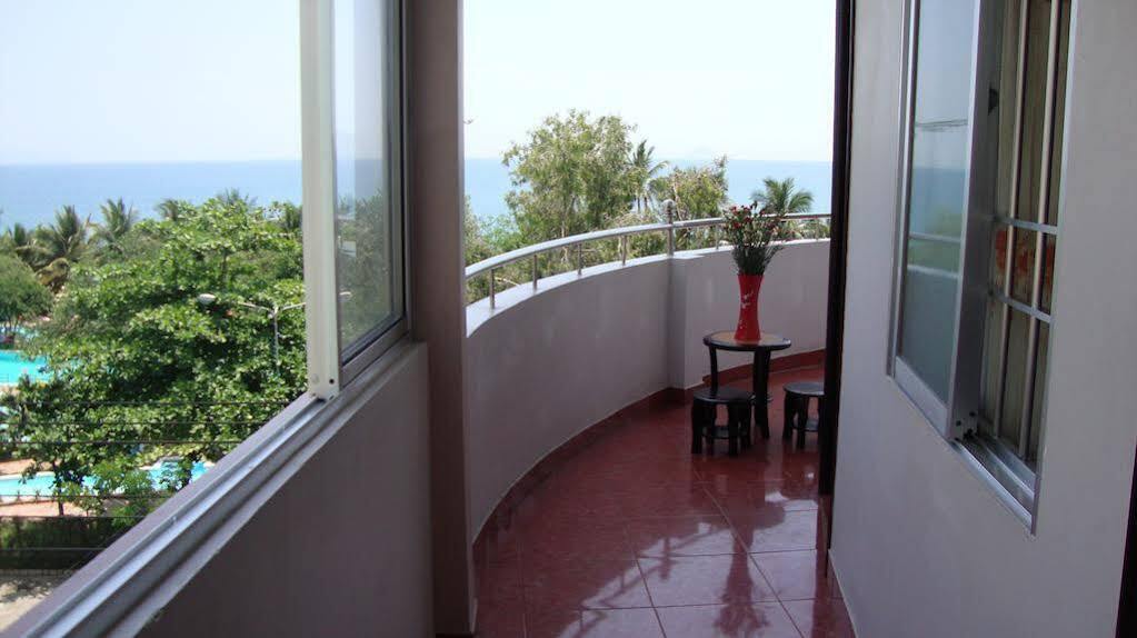 Anh Minh - Manchester Hotel Nha Trang Exterior photo